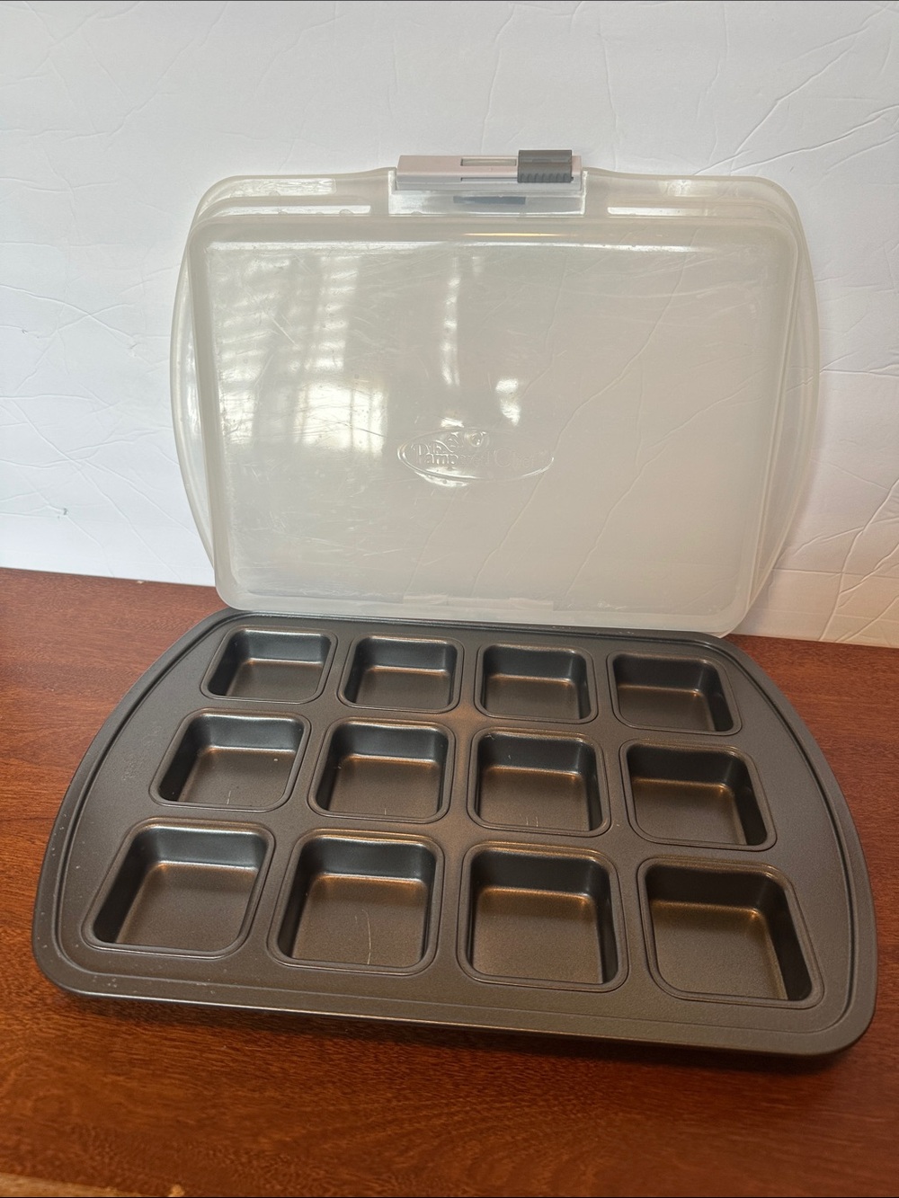 Non-Branded 12-Cup Square Mini Muffin Pan with Clear Lid - Gray